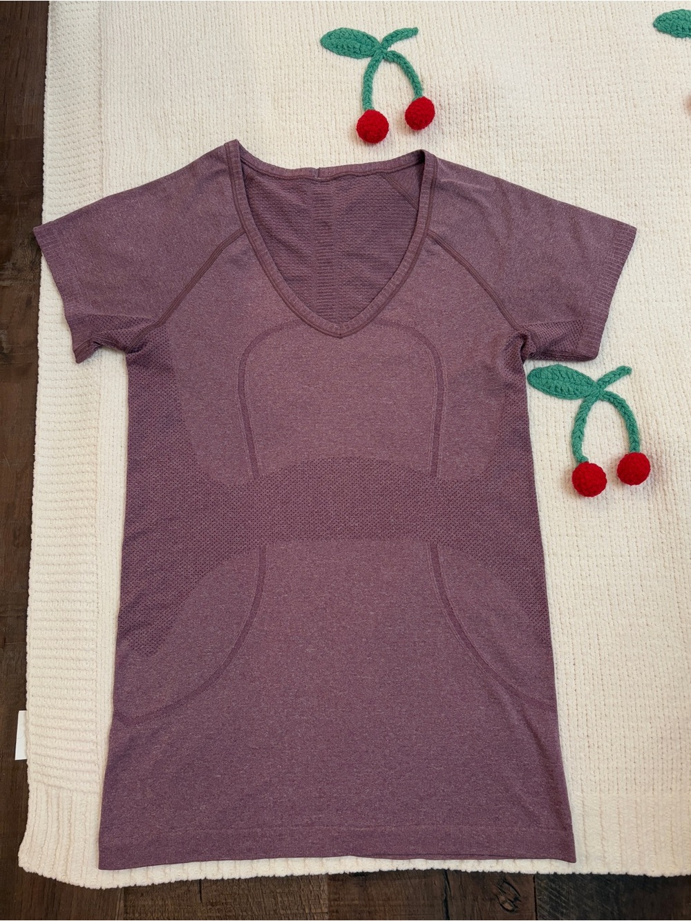 Lululemon Purple V-Neck Short Sleeve Swiftly Top 🫧